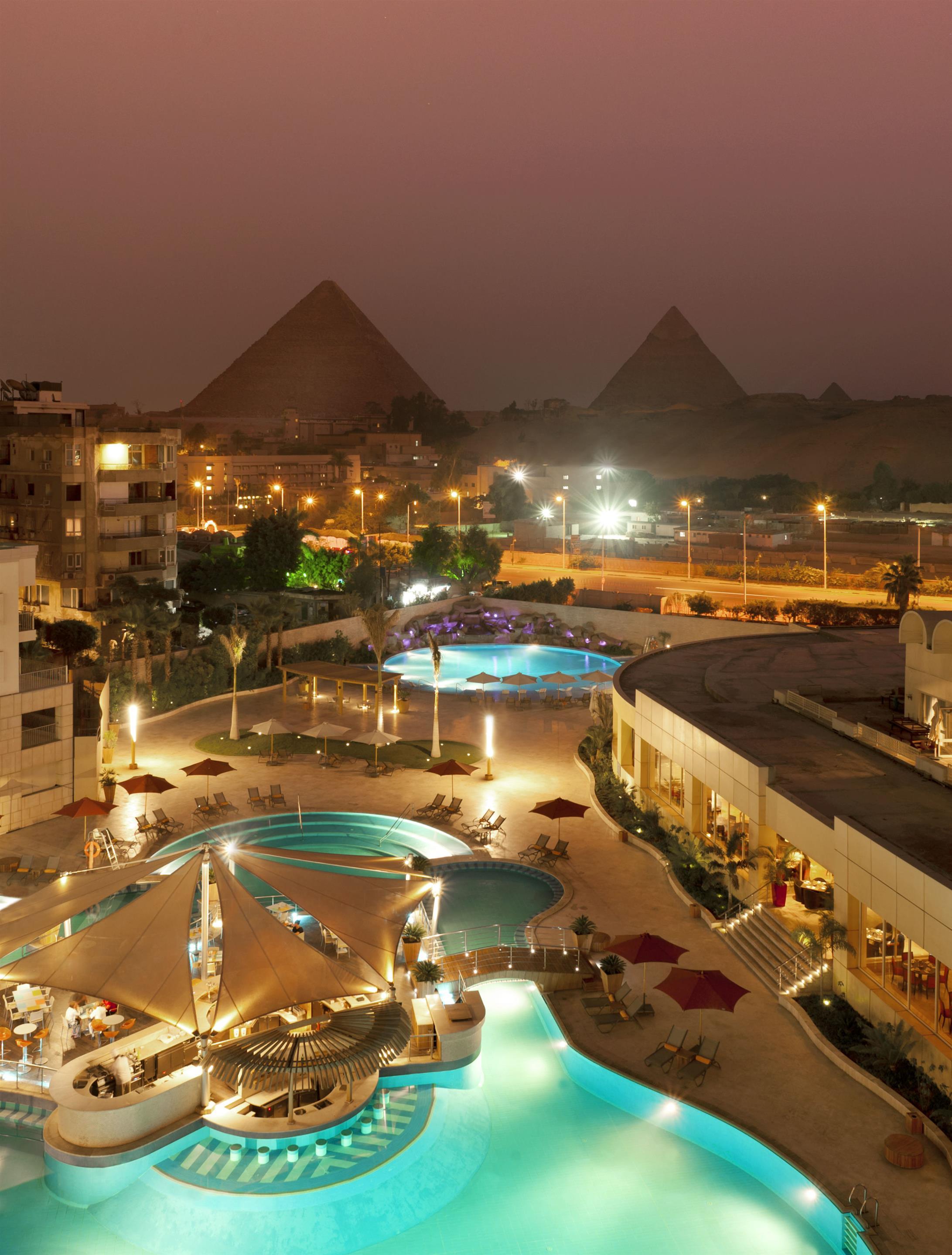 Giza Le Meridien Pyramids Hotel & Spa מתקנים תמונה